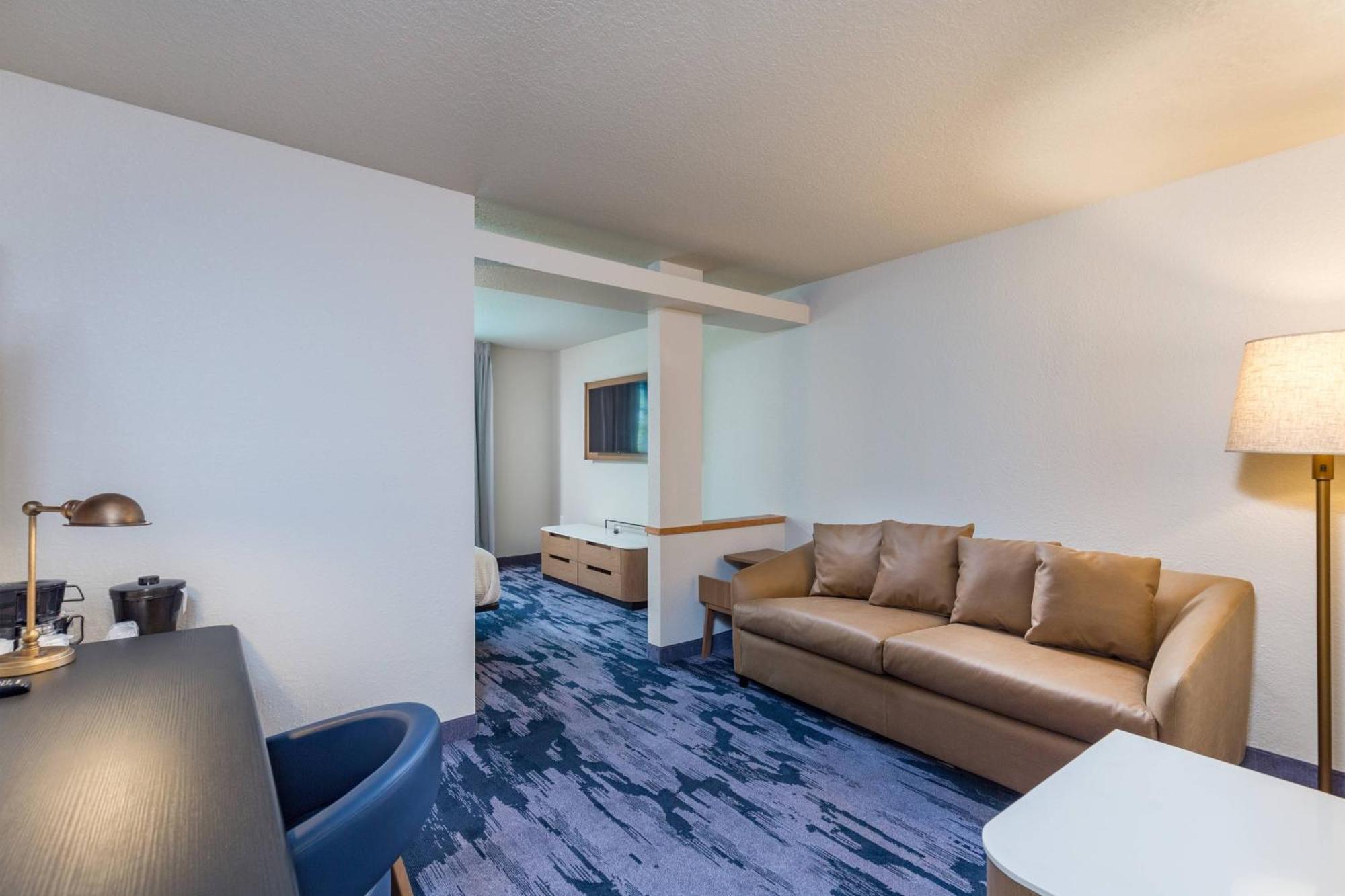Fairfield Inn And Suites By Marriott Tampa North Temple Terrace Exterior foto